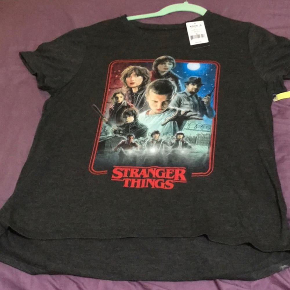 Stranger things tee - Picture 2 of 5